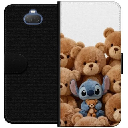 Kompatibel Tegnebogsetui til Sony Sony Xperia 10 Sød og sikker illustration med Stitch omgivet af bamser, der skaber en varm og legende følelse for