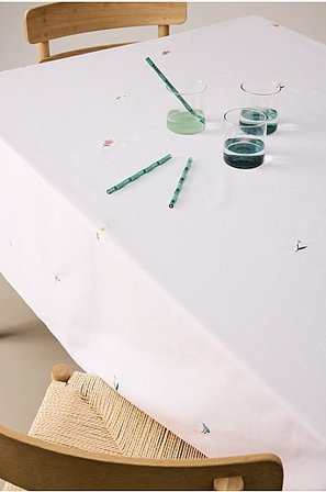 Jotex - Broderad Bordsduk Vit/multi FLEUR - Köp Dukar hos Jotex