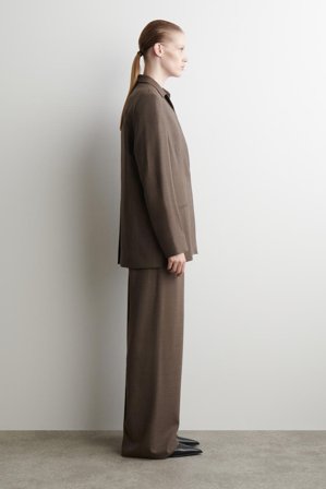 COS Femme Babies À Talon En Cuir in Noir