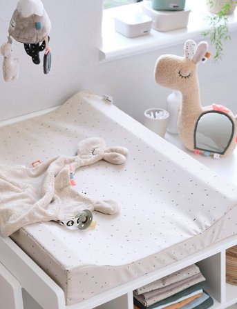 Done by Deer Changing Pad Easy Wipe Confetti Sand - Grey - 50X 65X 10CM