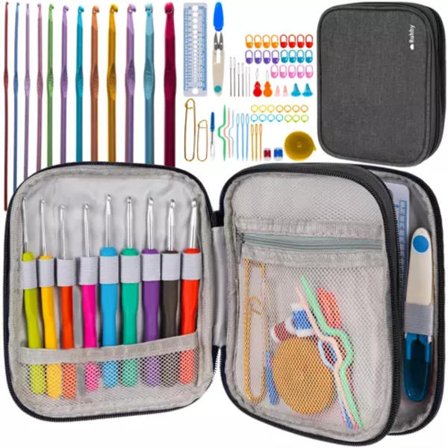 Täydellinen 86-osainen puutyösetti säilytyslaukussa, monivärinen