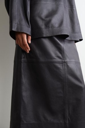 COS Women's Falda De Tubo De Piel in Marrón