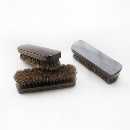 Handgjord Skoborste med borst av Tagel (Oljelackerad)