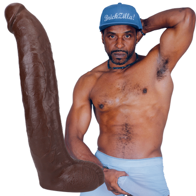 Brickzilla ULTRASKYN Dildo 33 cm - Chocolate - Vuxen.se - Stora & små dildos