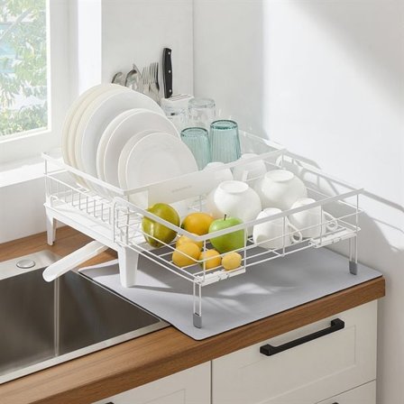 Diskställ med avrinningsbricka och bestickhållare