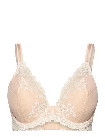 Embrace Lace Beige Wacoal