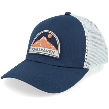 Fjällräven - Blå trucker Keps - Badge Långtradarkeps Navy Trucker @ Hatstore