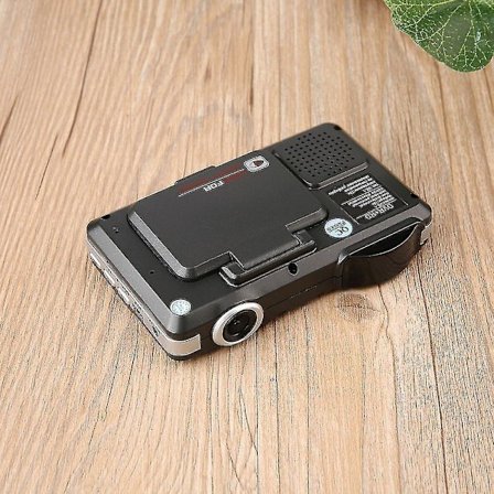 2-in-1 Autonauhurikamera - Videotallennin ja Nopeusmittarin Ilmaisin