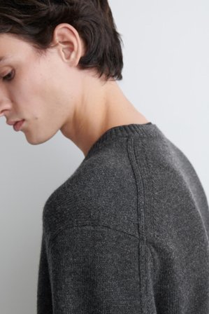 COS Sweter Z Wełny Merino in Szary