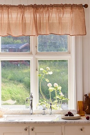 Jotex - Gardinkappa Kolabrun LAYER - Köp Gardinkappor hos Jotex