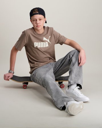 Puma ESS No. 1 Logo Tee B Bruin T-shirts Jongens - Kids Brand Store