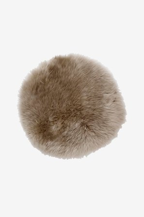 Skinnwille - Sittplätt fårskinn Gently - Brun - Sittkuddar & stolsdynor - Från Homeroom