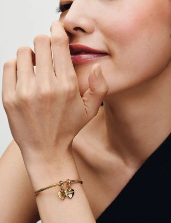 Pandora Mother And Daughter Hearts 14K Gold-Plated Split Dangle With Shimmering White Enamel - Gold - ONE SIZE