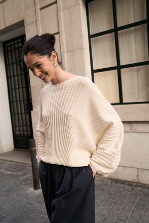 NA-KD - Strikket cape - Strikketopper - Beige - S