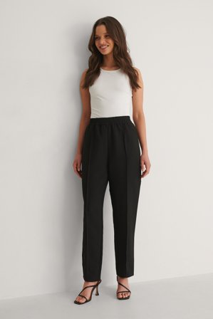 NA-KD - Elastic Waist Seamline Pants - Høvannsbukser - Svart - EU 36