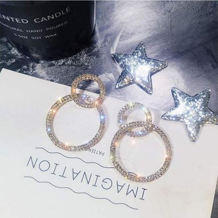 Dubbla ringar örhängen extravaganta glitter stenar bling bling