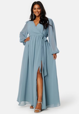 Goddiva Curve Long Sleeve Chiffon Maxi Curve Dress Air Force Blue Klær