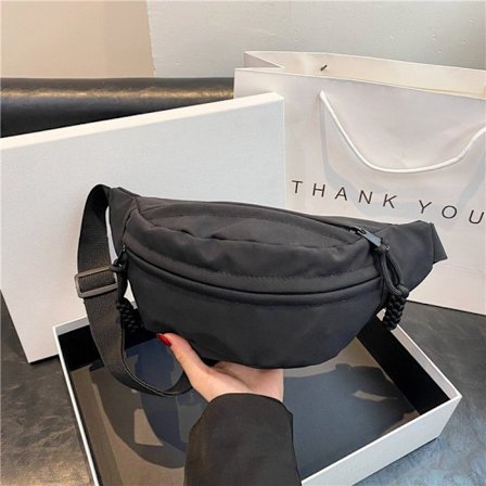 Kevyt crossbody-vyölaukku, yhteensopiva naisille ja miehille, vyölaukku säädettävällä hihnalla, rento vyölaukku matkustamiseen, kävelyyn, ostoksille, 