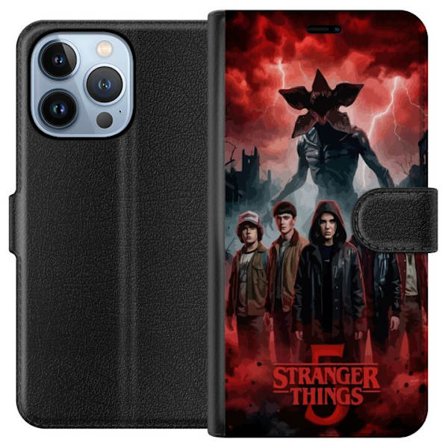 Kompatibel Tegnebogsetui til Apple iPhone 13 Pro Mørk Stranger Things-inspireret fantasyillustration med torden, dramatisk himmel og intens uhyggelig