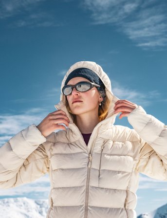 Norrøna Femund Down700 Zip Hood W's - Cream - L