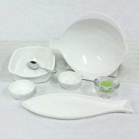 Spisestel i ægte porcelæn - Fisk og tilbehør - GM34 - 18 dele Vit