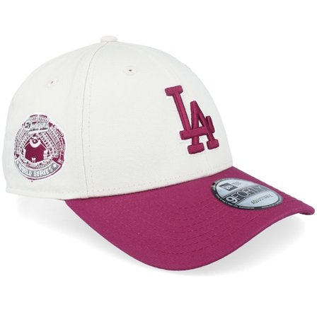 New Era - MLB Beige adjustable Czapka Z Daszkiem - Los Angeles Dodgers World Series Patch 9FORTY Ivory/Cherry Jam Adjustable @ Hatstore