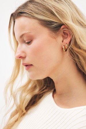 NA-KD 2er-Pack vergoldete Creolen - Schmuck - Gold - One Size