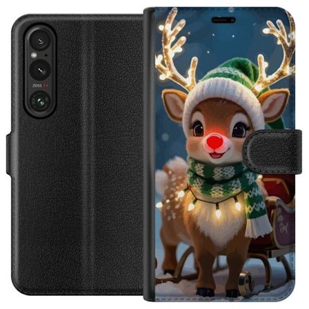 Sony Xperia 1 V Tegnebogsetui Festlig rensdyr med glødende horn, rød næse og strikket grøn hue står foran slæden i et sneklædt miljø og sprede