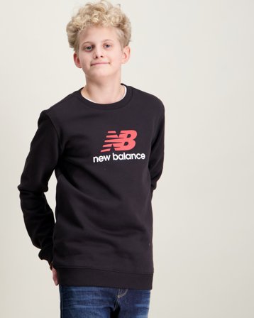 New Balance New Balance Brush back Stacked Logo Crew Sort Trøjer Dreng - Kids Brand Store