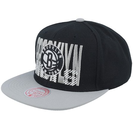 Mitchell & Ness - NBA Svart snapback Caps - Brooklyn Nets Cross Check Black Snapback @ Hatstore