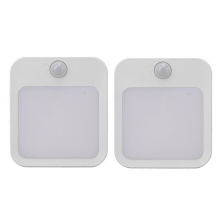 2 stk. stikkontakt nattlys med bevegelsessensor Mini varmt hvitt LED nattlys med justerbar lysstyrke EU-plugg 110‐220V