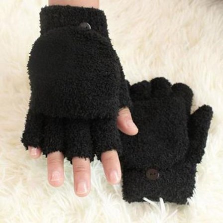 Unique tumb and square gloves in a soft material fleece 2 in 1