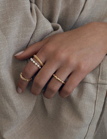 Timi of Sweden Pearl And Gold Bead Ring - White - 53