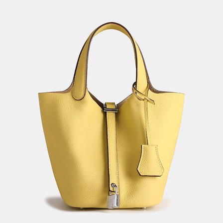 Stor läderväska i gult koläder med lycheemönster - Snygg pendlingsväska i hinkmodell-XF12-