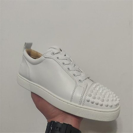 Casual skor med röd sula, låg tå, platt sula, spetsig tå, platta svarta sneakers - Perfet