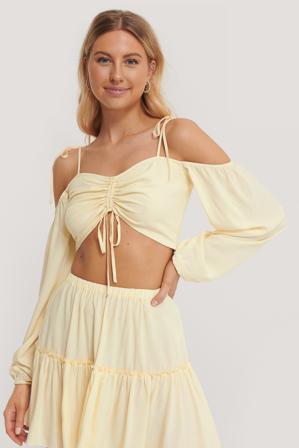 Pamela x NA-KD Reborn Haut court noué - Tops bustier - OffBlanc - EU 38