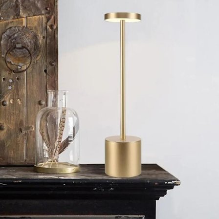 LED Bordslampa – Modern och Minimalistisk