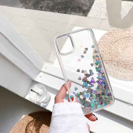 iPhone 14-deksel med flytende hjerter som kvikksand glitter