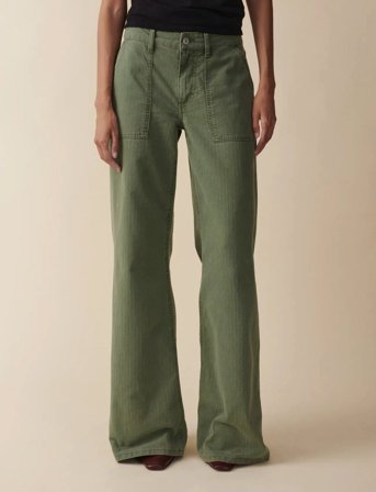 Jeanerica Guell - Green - 26 x 32