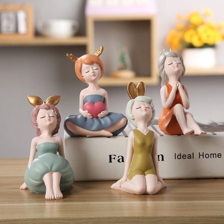 4 stk. eventyrbilpynt, søte pyntegjenstander, fasjonabel jenteharpikshåndverk, bilmidtkonsollpynt for jenter