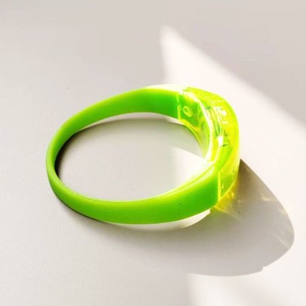 2stk LED Glow Armbånd Lydaktiveret Bangle GRØN