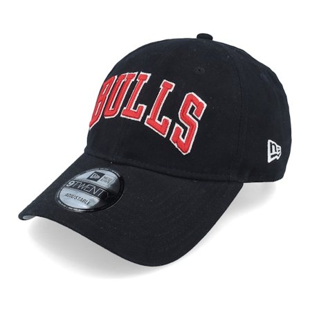 New Era - NBA Schwarz Unconstructed Cap - Chicago Bulls Team Script 9TWENTY Black Dad Cap @ Hatstore