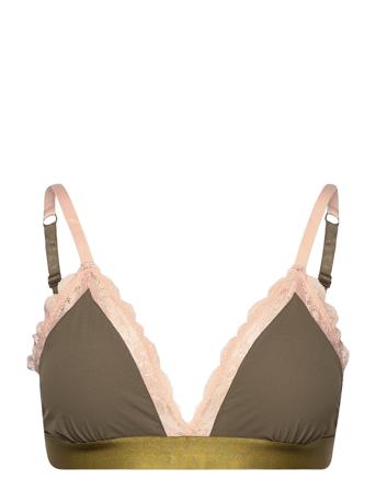 Ditsy - N*8 Triangle Patterned Etam