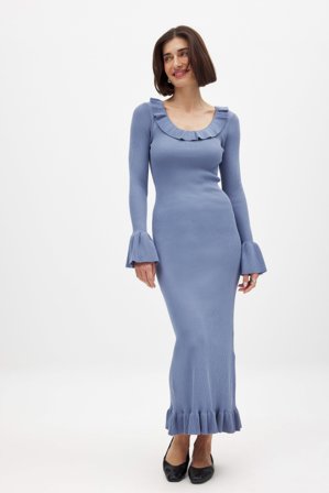 NA-KD Scoop Neck Flounce Knitted Maxi Dress - Langærmede maxikjoler - Blå - L (EU 42-44)