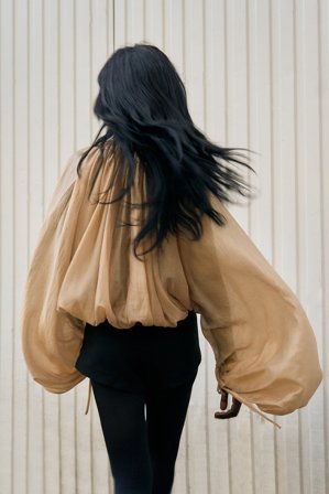 Amy Lefévre x NA-KD weite Bluse mit Ballonärmeln - Blusen - Beige - EU 40