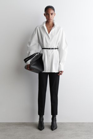 COS Women's Slim-Leg Cropped Trousers in Black