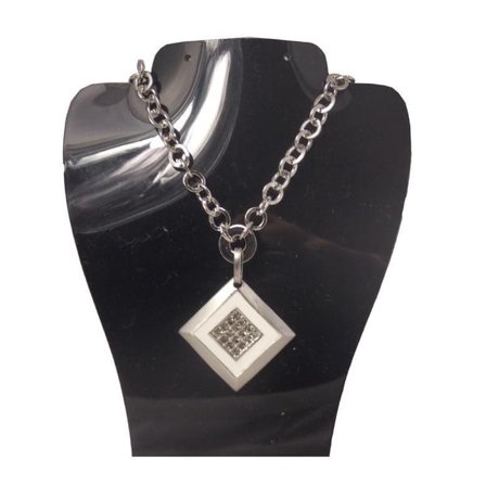 Z&R Design - Boho Halsband i Silver Färg - Vitt Fyrkantigt Hänge med Swarovski Kristaller