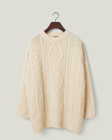 Lexington Chunky cable kKnit sweater, offwhite
