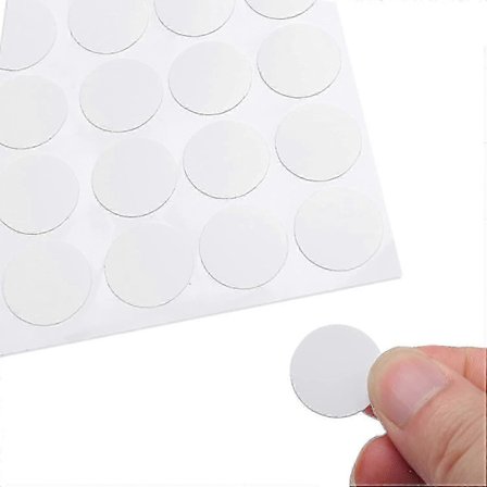 560 stk. skrueafdækninger hvide, 140 i 1 selvklæbende skruehulsdæksler klistermærke Acsergery gave[D]