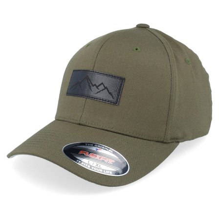 Wild Spirit - Grön flexfit Keps - Small Box Mountain Patch Olive Flexfit @ Hatstore